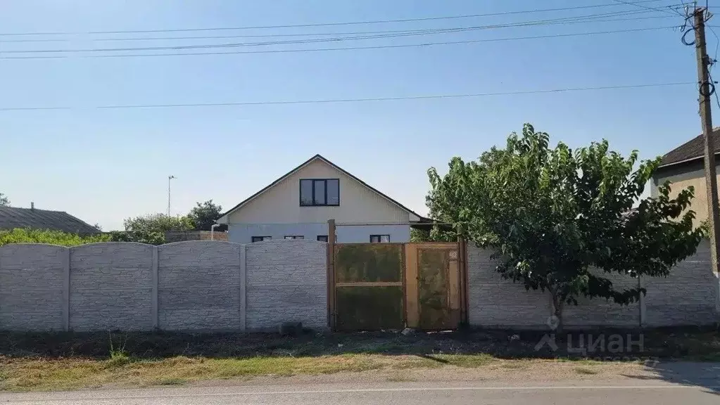 Дом в Крым, Кировский район, с. Журавки ул. Советская, 40 (140 м) - Фото 2