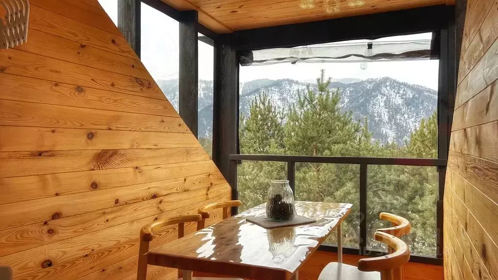 3-к кв. Алтай, Чемальский район, пос. Усть-Сема ул. Центральная, 31 ... - Фото 2