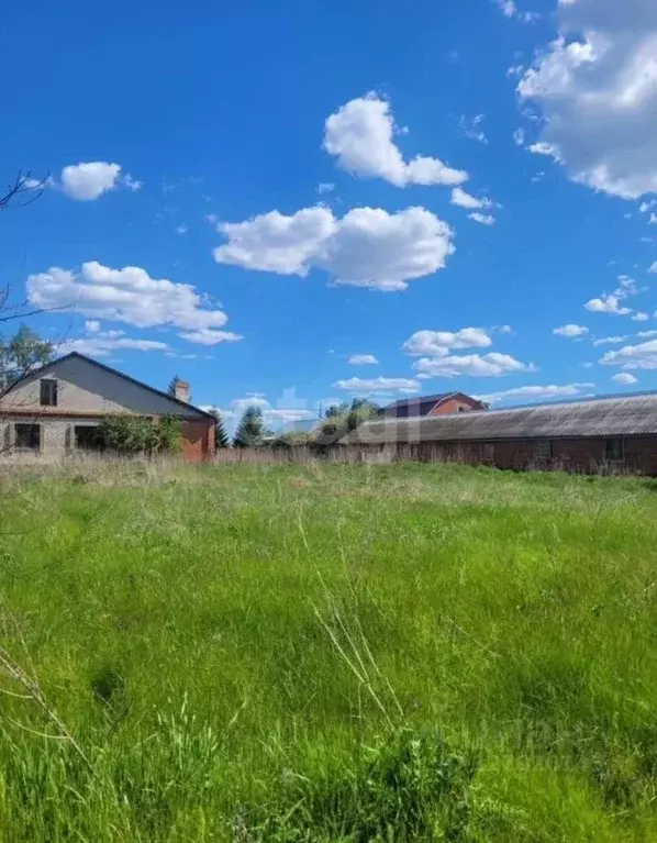 Дом в Башкортостан, Стерлитамакский район, Наумовский сельсовет, с. ... - Фото 1
