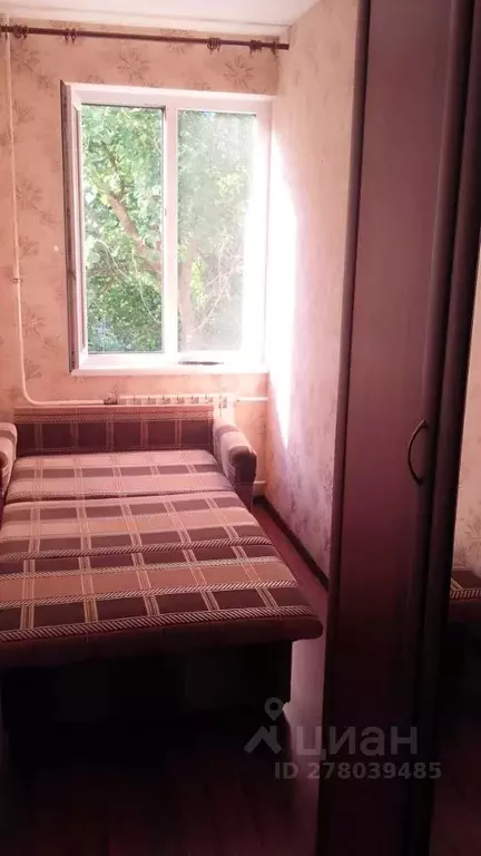 Комната Санкт-Петербург Серебристый бул., 22К3 - Фото 0