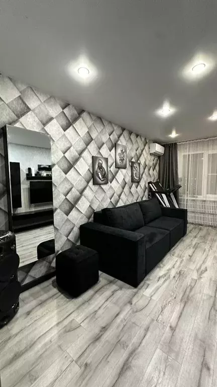 2-к кв. Волгоградская область, Волгоград ул. Рихарда Зорге, 52 (50.0 ... - Фото 1