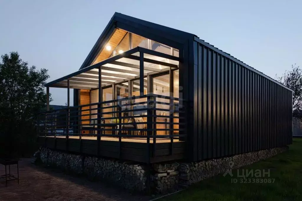 Дом в Ленинградская область, Ломоносовский район, Аннинское городское ... - Фото 1