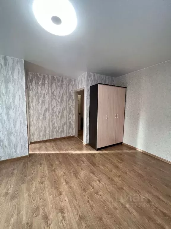 1-к кв. Кемеровская область, Новокузнецк ул. Кутузова, 28 (30.0 м) - Фото 1