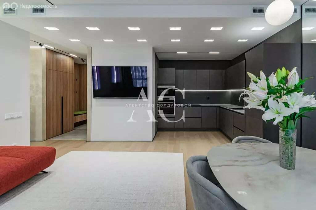 3-комнатная квартира: Екатеринбург, Московская улица, 249 (9327 м) - Фото 2