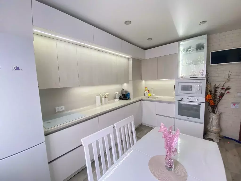 Продаётся 3-к квартира, 62.8 м - Фото 1