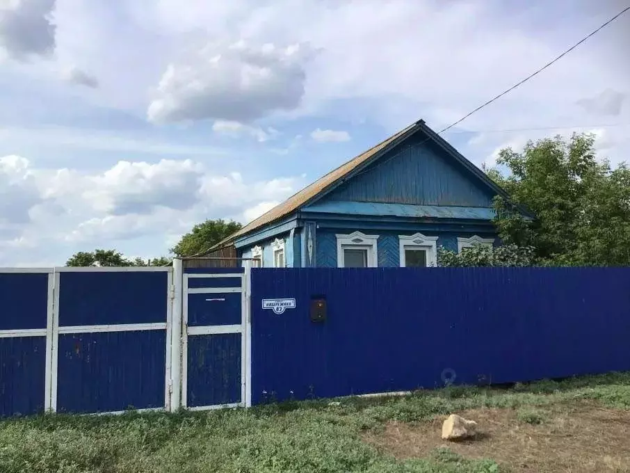 Дом в Оренбургская область, Октябрьский район, с. Новоникитино ... - Фото 0