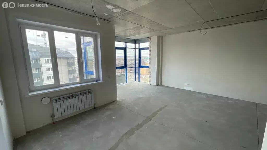 3-комнатная квартира: Абакан, улица Генерала Тихонова, 14 (97 м) - Фото 1