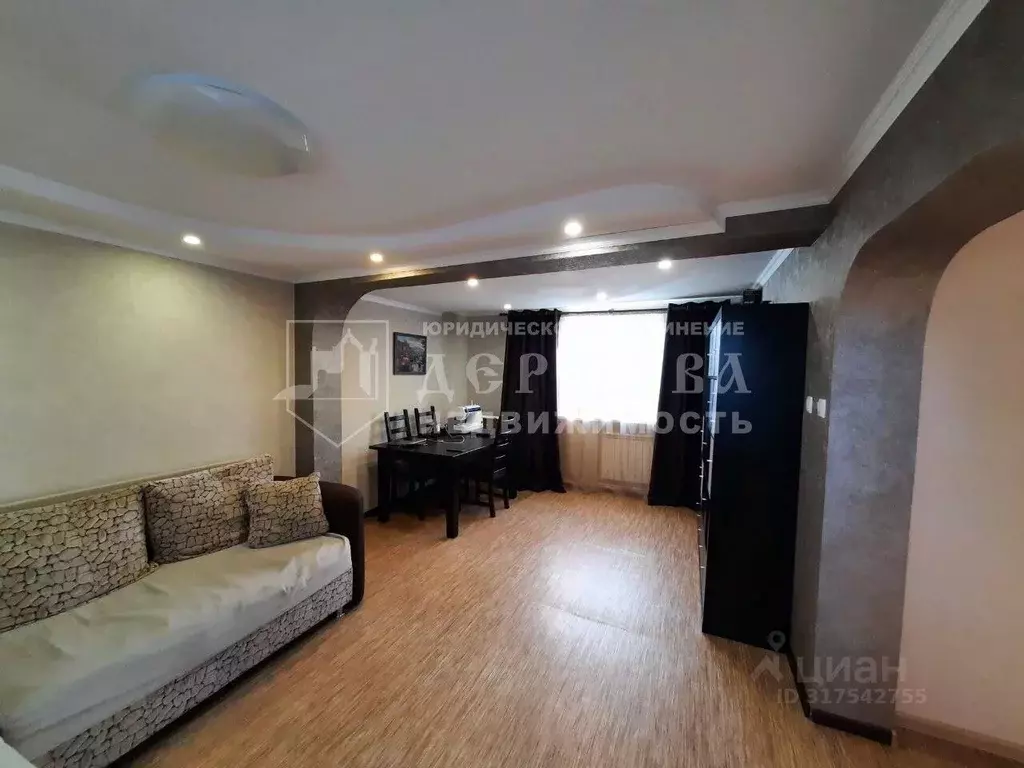 Дом в Кемеровская область, Кемерово Макеевская ул. (100 м) - Фото 1