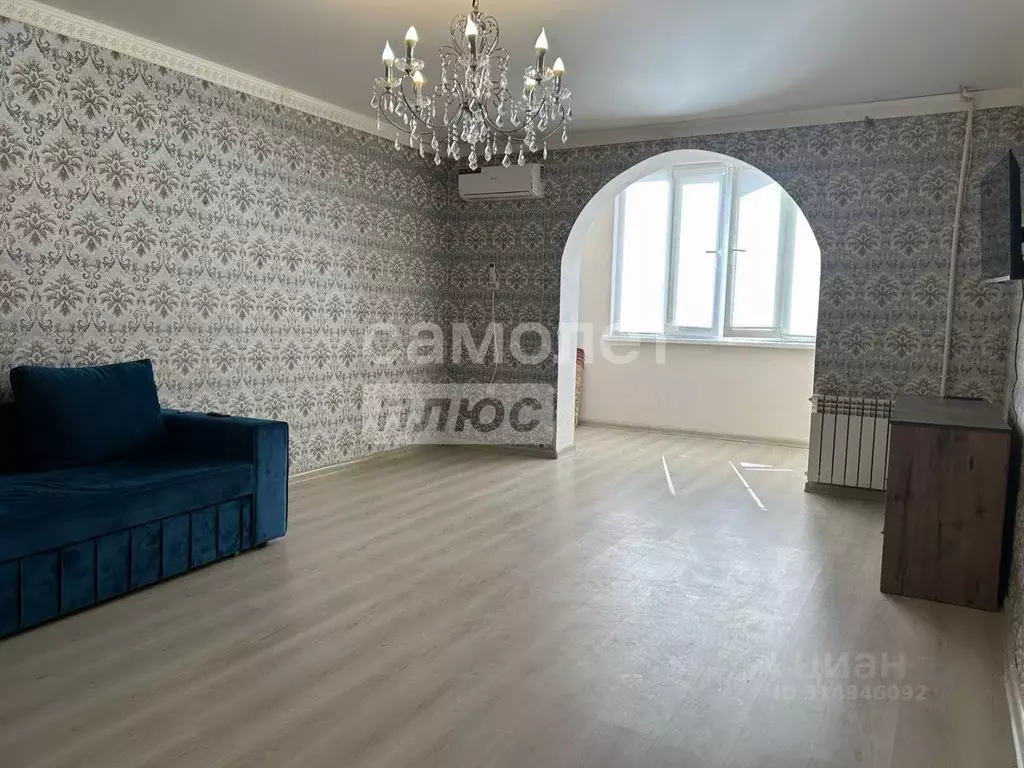 2-к кв. Дагестан, Каспийск ул. Ленина, 78А (68.0 м) - Фото 0