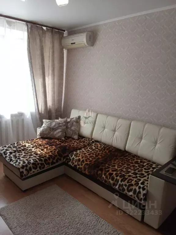 3-к кв. Саратовская область, Энгельс Саратовская ул., 57 (66.1 м) - Фото 0