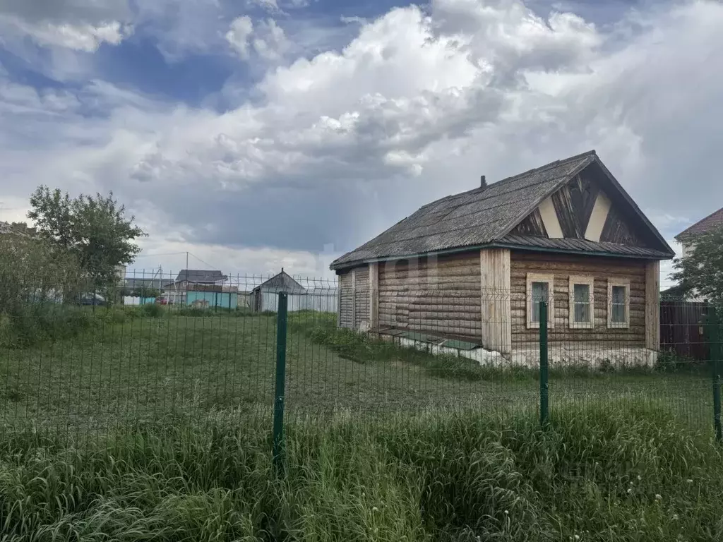Дом в Челябинская область, Пластовский муниципальный округ, с. ... - Фото 1