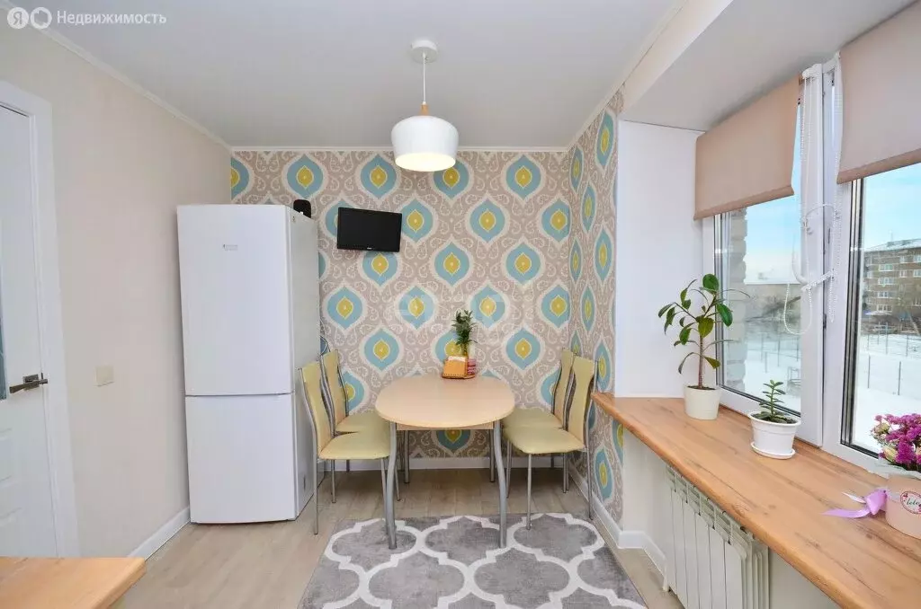 3-комнатная квартира: Ялуторовск, улица Карбышева, 7 (65 м) - Фото 2