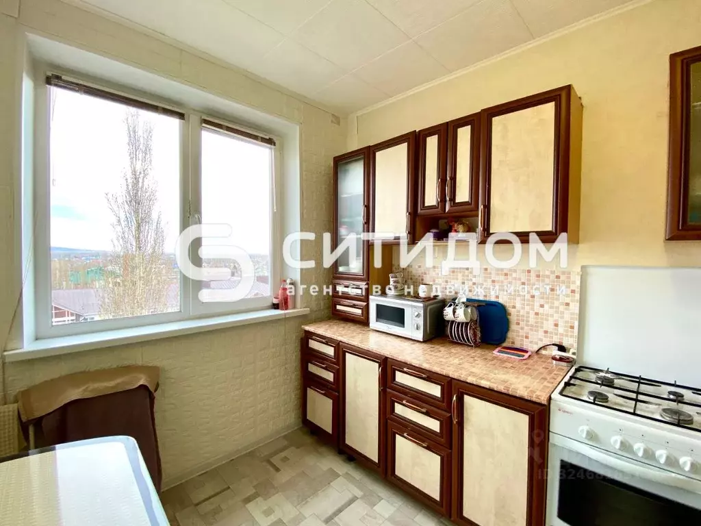 2-к кв. Башкортостан, Мелеуз Смоленская ул., 43 (50.1 м) - Фото 1