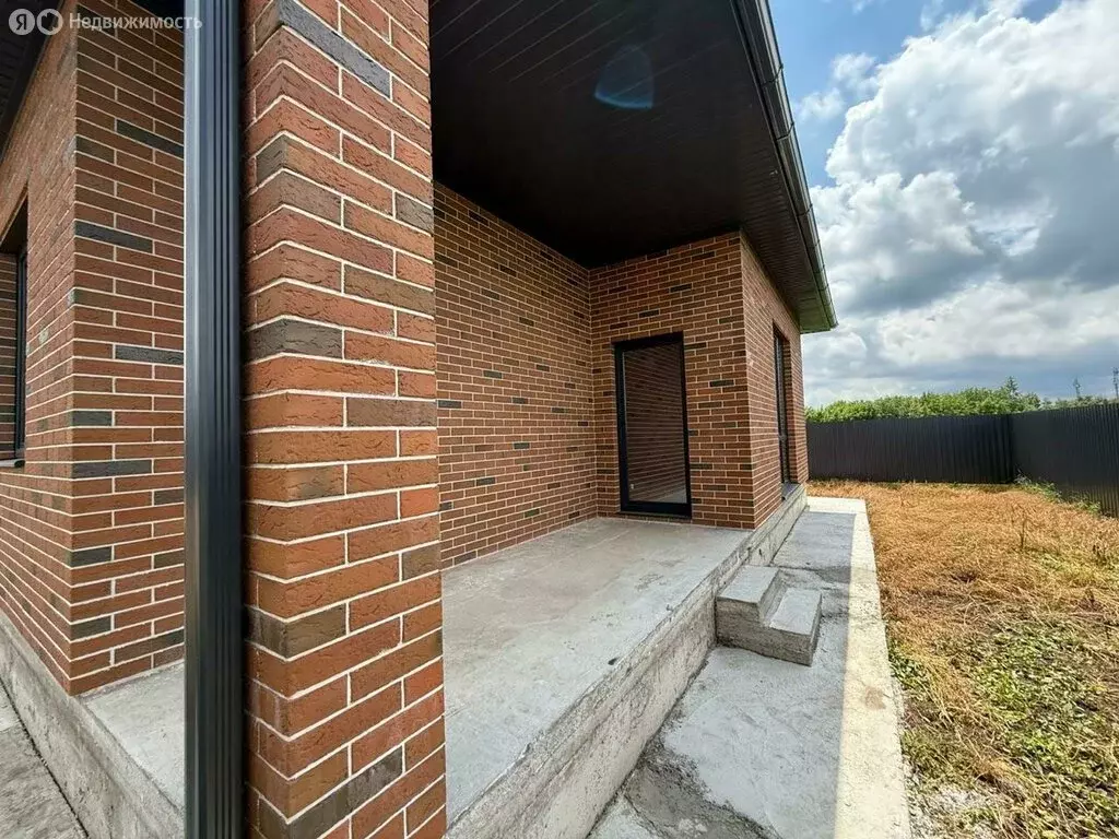 Дом в Новотитаровская, Почтовая улица (100 м) - Фото 2