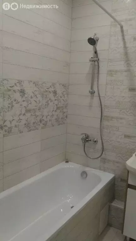Квартира-студия: Краснодар, улица им. Героя Сарабеева В.И., 5к3 (25.7 ... - Фото 0