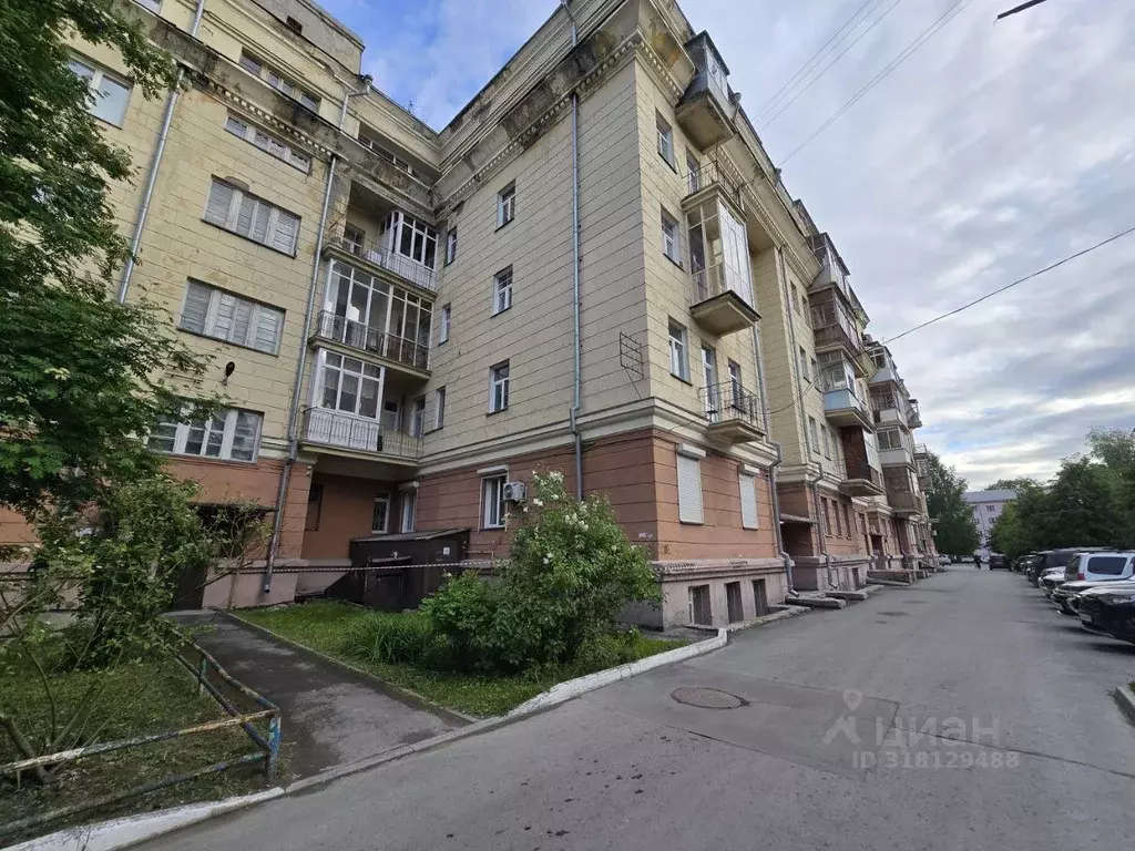 Квартира, 4 комнаты, 108 м - Фото 0