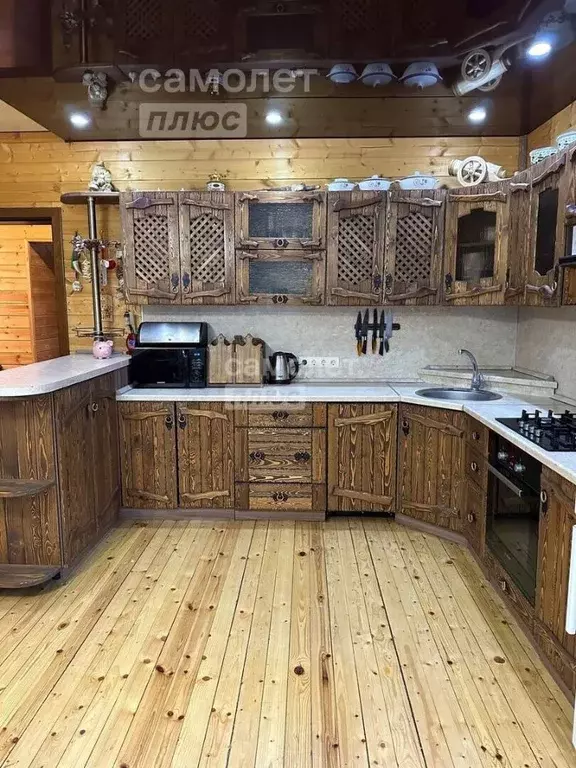 Дом в Башкортостан, Октябрьский Уфимская ул., 2 (240 м) - Фото 0