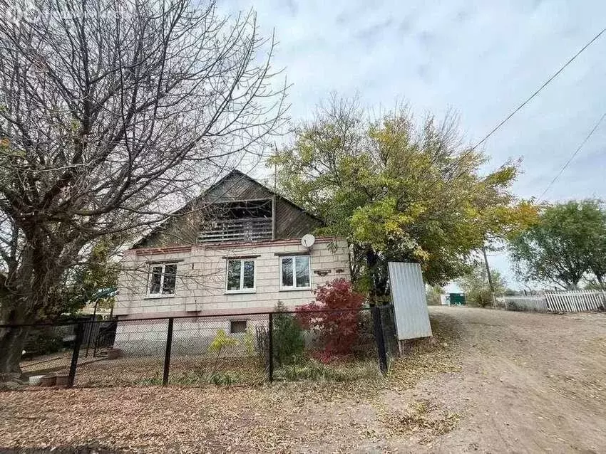 Дом в Бахтемир, улица Суворова, 4А (187.8 м) - Фото 1