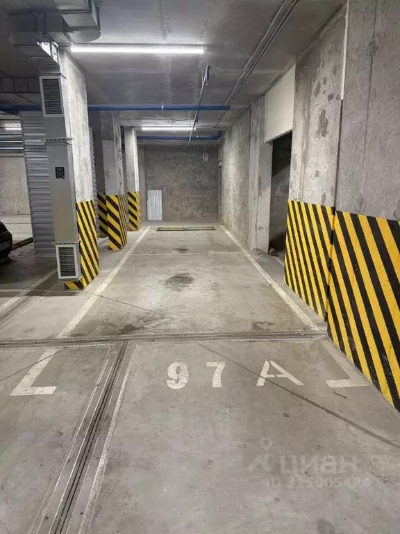 Гараж в Москва Десеновское поселение, ул. 3-я Нововатутинская, 15к2 ... - Фото 1