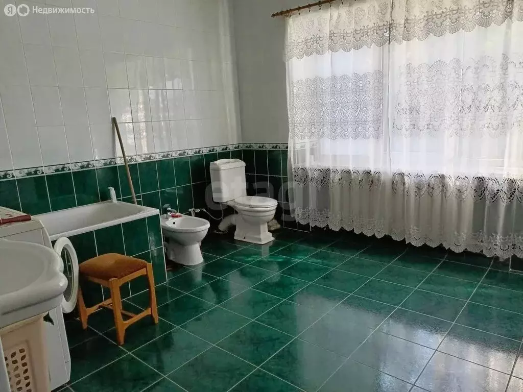 Дом в Энгельс, Студенческая улица (396 м) - Фото 0