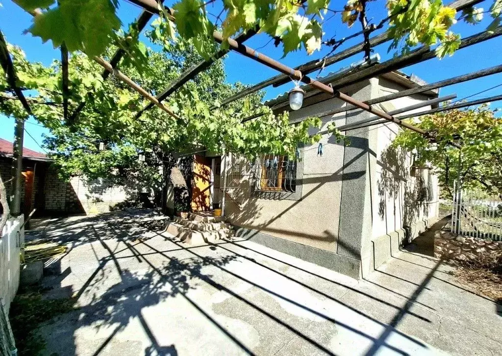 Дом в Крым, Симферополь ул. Бетховена, 24 (60 м) - Фото 1