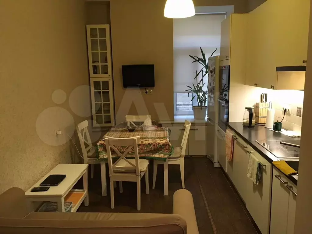 2-к. квартира, 76 м, 2/5 эт. - Фото 1