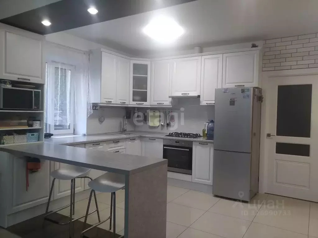 Дом в Оренбургская область, Оренбург Станционная ул., 2 (86 м) - Фото 1