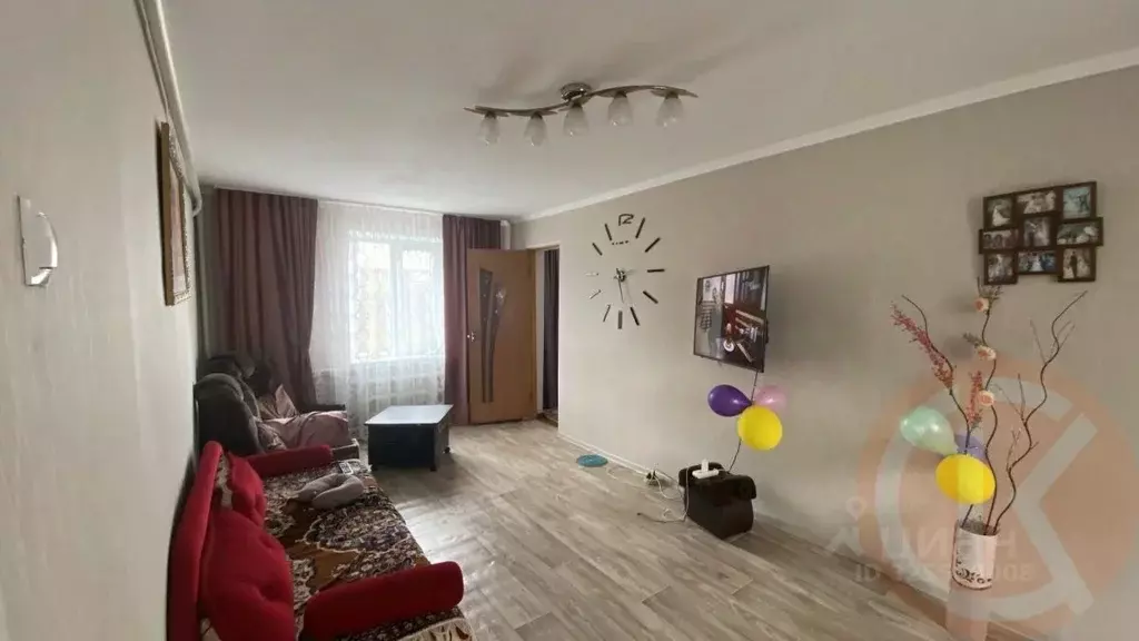 Дом в Крым, Раздольненский район, Чернышевское с/пос, с. Чернышево ул. ... - Фото 1