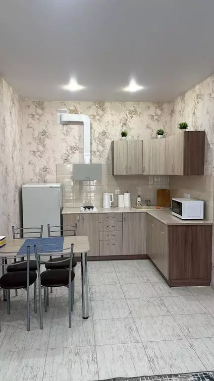 1-к кв. Воронежская область, Лиски ул. Титова, 38 (45.0 м) - Фото 1