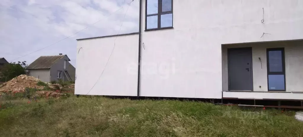 Дом в Крым, Сакский район, Суворовское с/пос, Автомобилист садовое ... - Фото 1