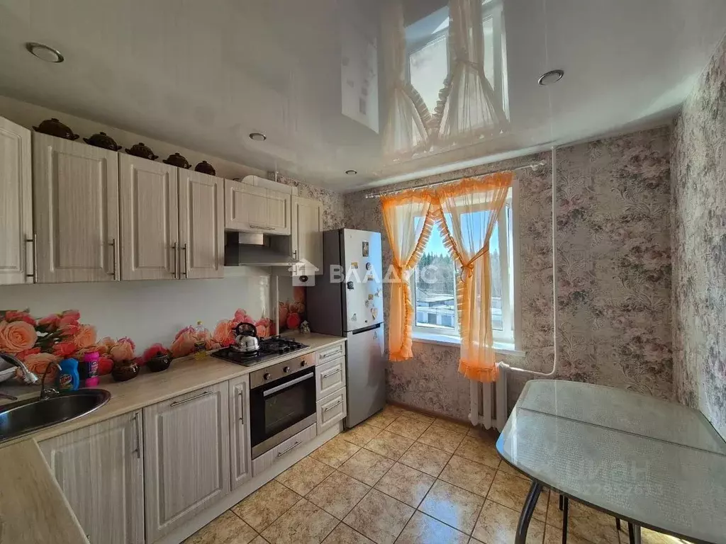 3-к кв. Коми, Сыктывкар Емвальская ул., 21 (67.8 м) - Фото 1