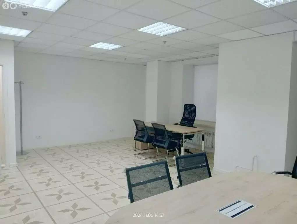 Помещение свободного назначения (195.3 м) - Фото 1