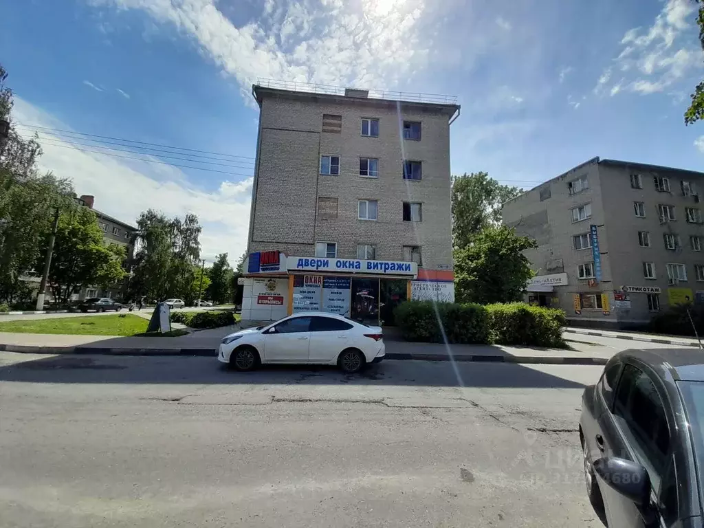 Торговая площадь в Белгородская область, Старый Оскол Горняк мкр, 9 ... - Фото 1
