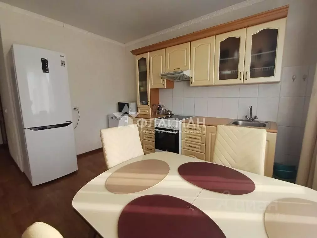 Дом в Иркутская область, Усолье-Сибирское ул. Плеханова, 73 (90 м) - Фото 1