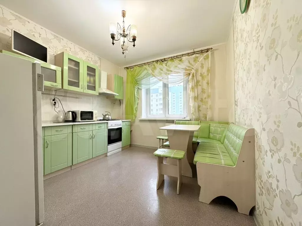 1-к. квартира, 40 м, 6/12 эт. - Фото 0