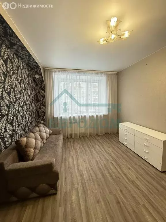 3-комнатная квартира: Новосибирск, Большевистская улица, 48 (73.8 м) - Фото 1