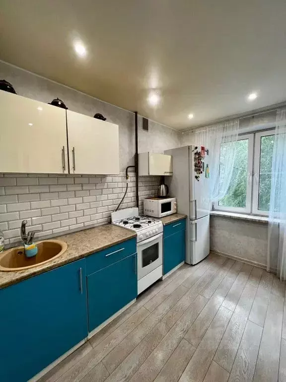 2-к кв. Московская область, Щелково Пролетарский просп., 17 (50.0 м) - Фото 1