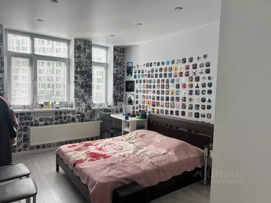 2-к кв. Тюменская область, Тюмень ул. Тимофея Чаркова, 83 (72.0 м) - Фото 1