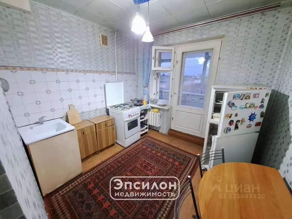 2-к кв. Курская область, Курск ул. Бойцов 9-й Дивизии, 186 (48.0 м) - Фото 1