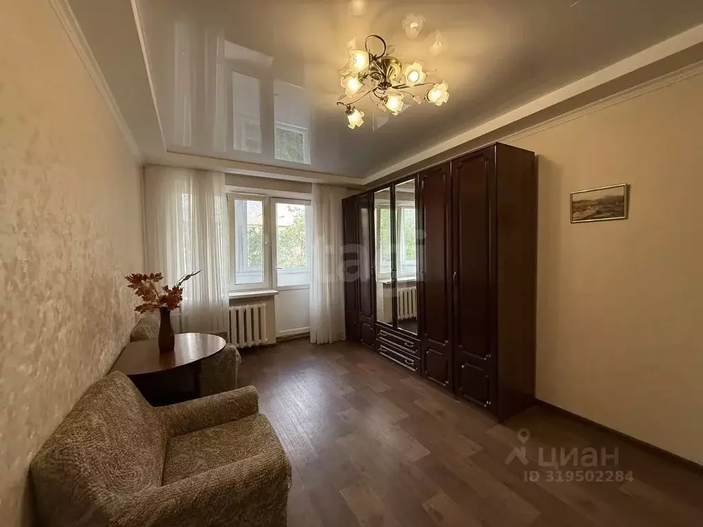 2-к кв. Крым, Симферополь ул. Кечкеметская (42.0 м) - Фото 1