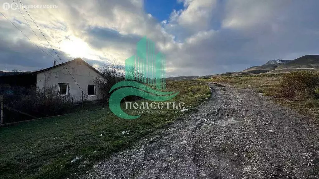 Дом в Республика Крым, муниципальный округ Феодосия, село Наниково ... - Фото 2