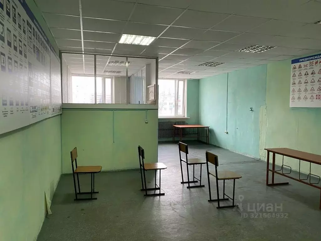 Помещение свободного назначения в Белгородская область, Старый Оскол ... - Фото 1