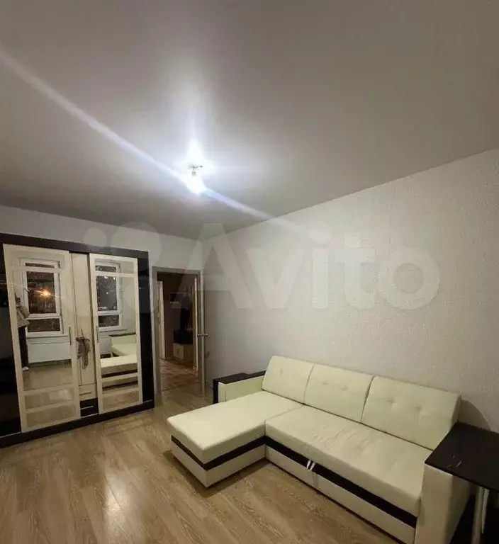 1-к. квартира, 50 м, 4/19 эт. - Фото 0
