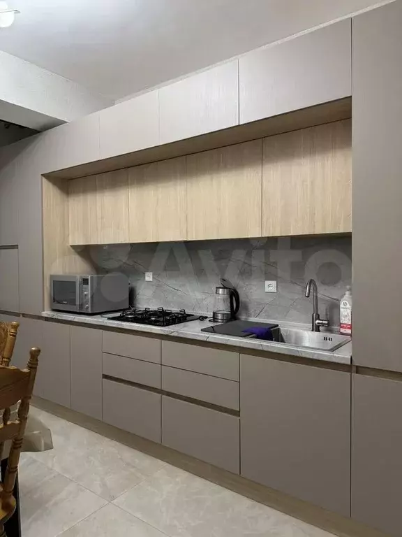 2-к. квартира, 70 м, 4/10 эт. - Фото 0