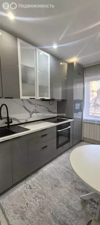3-комнатная квартира: Кызыл, Московская улица, 105 (63.4 м) - Фото 1