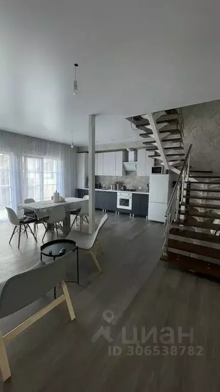 Дом в Оренбургская область, Соль-Илецк ул. Свободы, 16/3 (98 м) - Фото 0