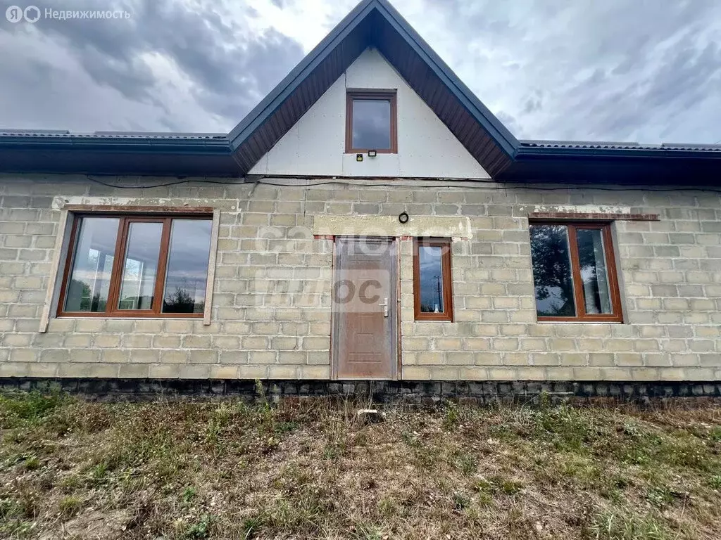 Дом в Новокубанск, Передовая улица, 34 (110 м) - Фото 1