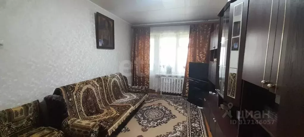 2-к кв. Калмыкия, пос. Ики-Бурул, 1-й мкр 17 (41.3 м) - Фото 0