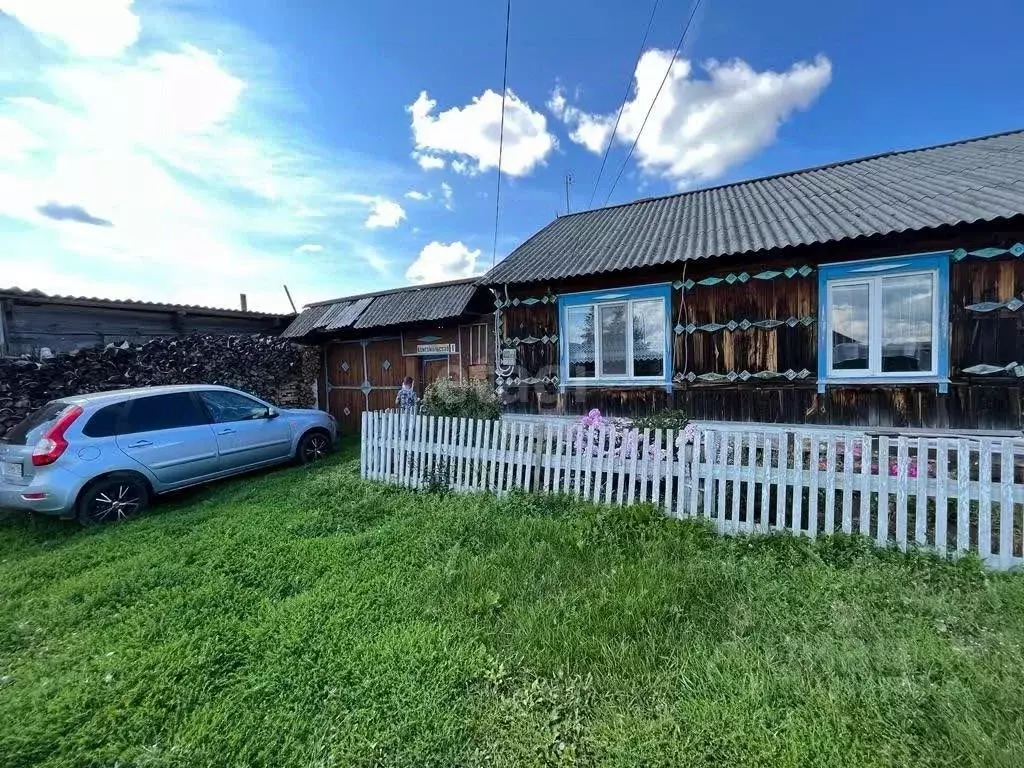 Дом в Свердловская область, Слободо-Туринский район, Усть-Ницинское ... - Фото 1