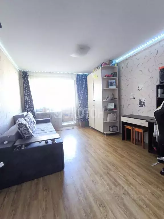 3-к кв. Санкт-Петербург ул. Оптиков, 52к2 (84.7 м) - Фото 0